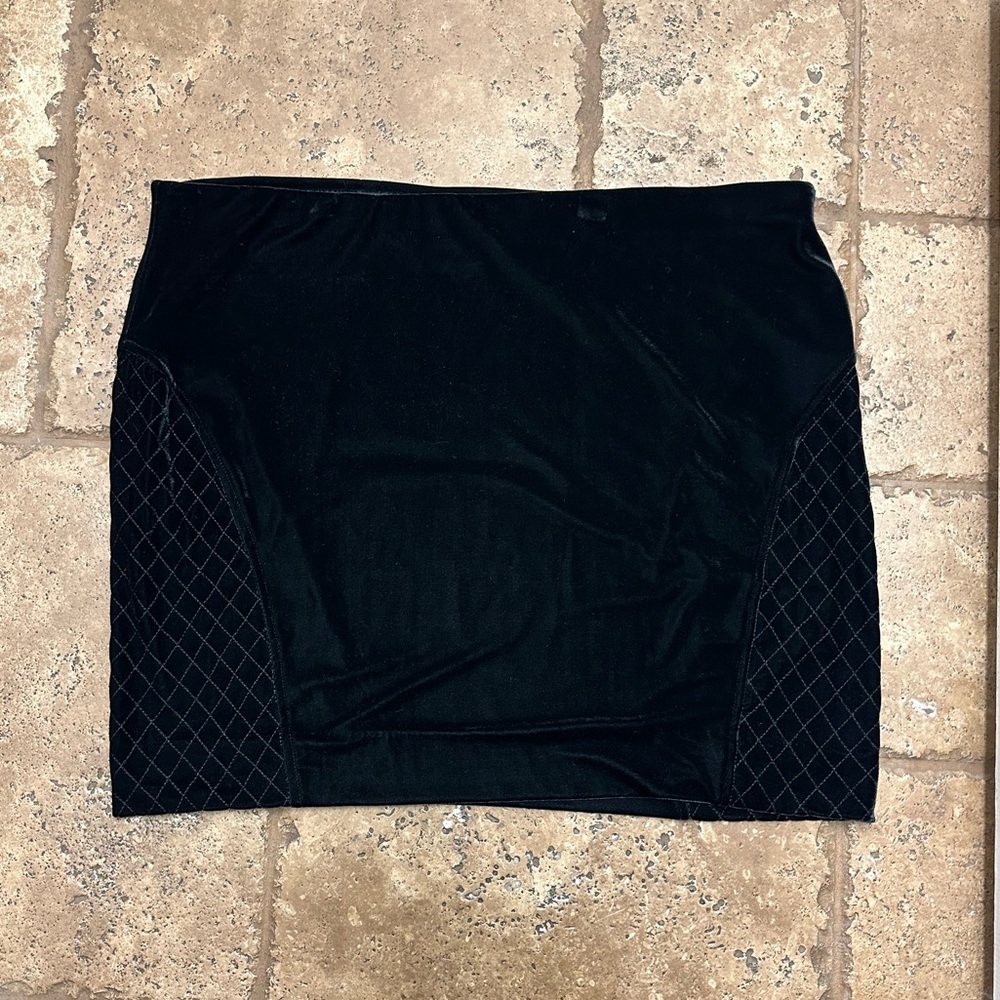 Vera Wang Simply Vera Bottom Skirt Polyester XL Velvet Black Knitted Embroidery